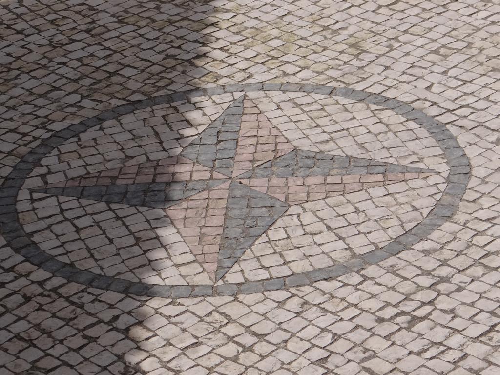 That Little Place In バターリャ エクステリア 写真